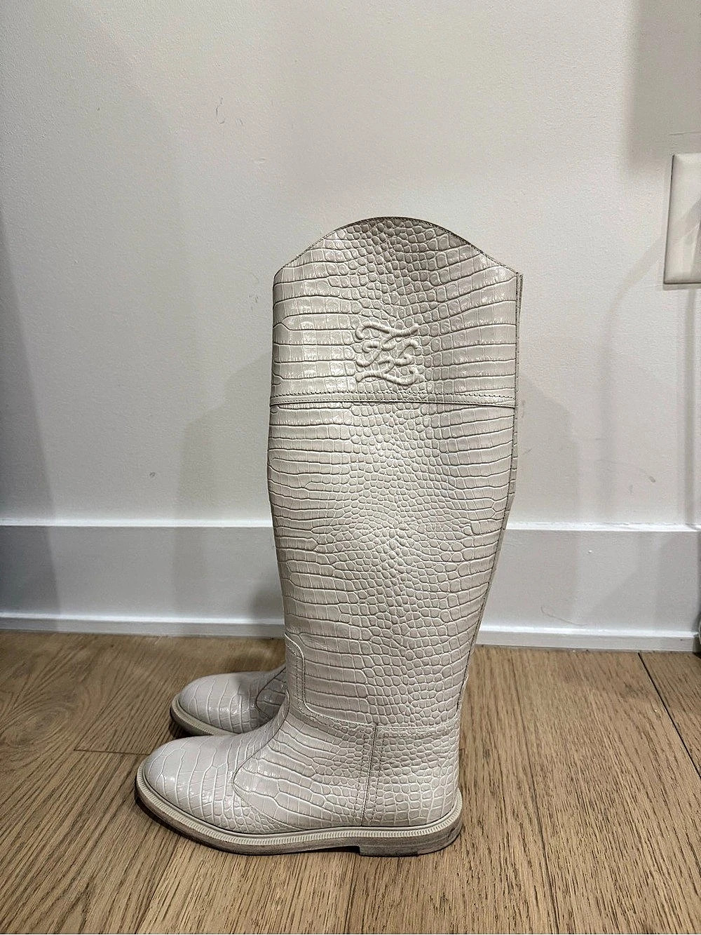 Fendi Patent Leather Boots White Crocodile-Embossed